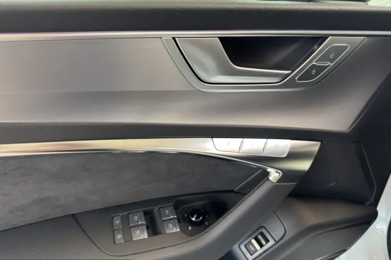 Audi A7 din 2025 cu 12.223 km - oferta AUD250622 - foto 11