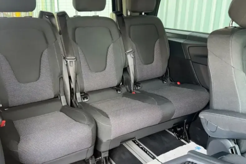 Mercedes-Benz V 300 (Clasa V) din 2025 cu 34.740 km - oferta MER250624 - foto 20