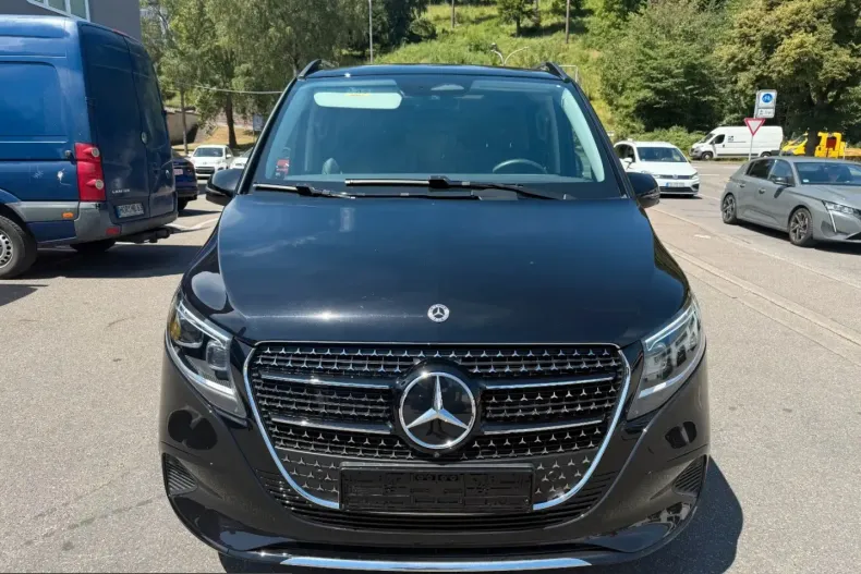 Mercedes-Benz V 300 (Clasa V) din 2025 cu 19.927 km - oferta MER250630 - foto 2