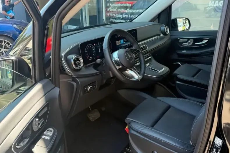 Mercedes-Benz V 300 (Clasa V) din 2025 cu 19.927 km - oferta MER250630 - foto 12