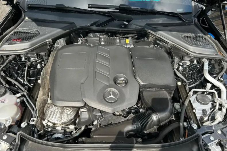 Mercedes-Benz E 300 (Clasa E) din 2025 cu 18.000 km - oferta MER250637 - foto 24