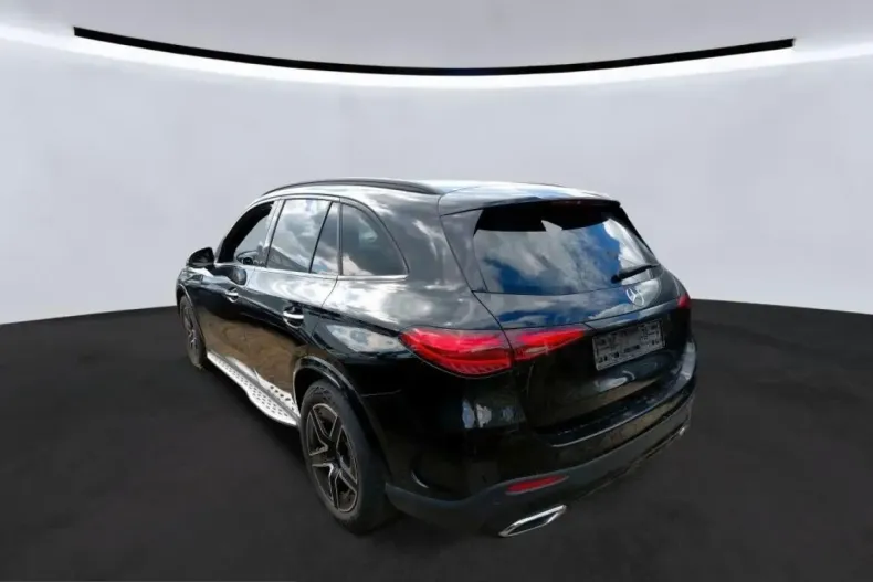 Mercedes-Benz GLC 300 (Clasa GLC) din 2023 cu 80.000 km - oferta MER250639 - foto 2