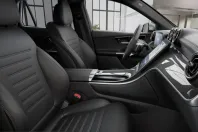 Mercedes-Benz GLC 300 (Clasa GLC) din 2023 cu 14.190 km - oferta MER250640 - foto 4