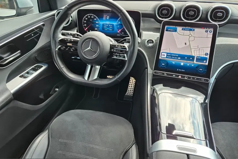 Mercedes-Benz GLC 200 (Clasa GLC) din 2023 cu 29.900 km - oferta MER250642 - foto 5
