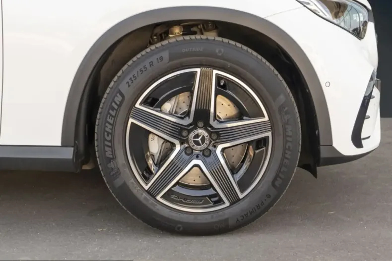 Mercedes-Benz GLC 220 (Clasa GLC) din 2023 cu 79.372 km - oferta MER250645 - foto 5
