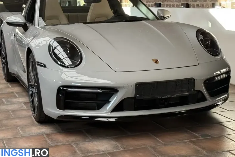 Porsche 992 din 2024 cu 14.300 km - oferta POR250666 - foto 1