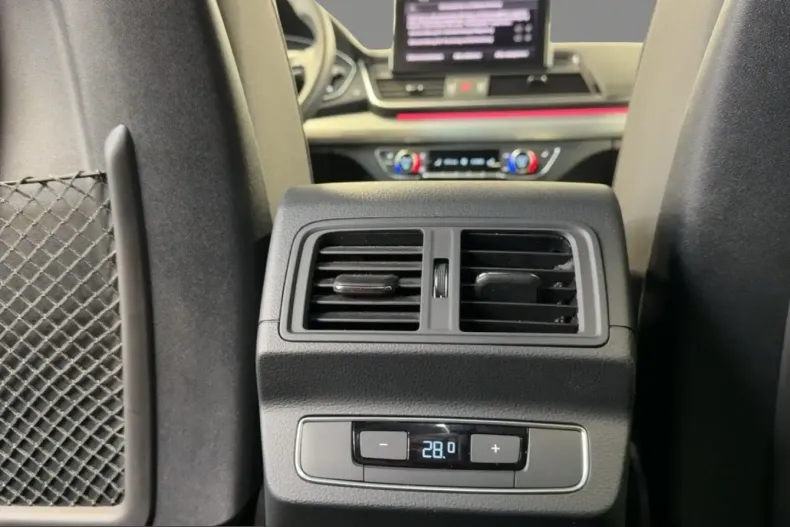 Audi Q5 din 2025 cu 33.914 km - oferta AUD250671 - foto 10