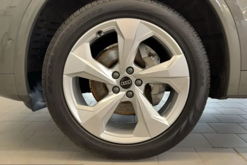 Audi Q5 din 2025 cu 33.914 km - oferta AUD250671 - foto 14