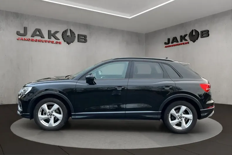 Audi Q3 din 2025 cu 36.600 km - oferta AUD250682 - foto 2