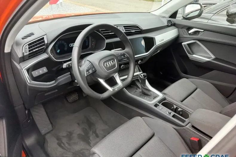 Audi Q3 din 2025 cu 8.380 km - oferta AUD250684 - foto 8