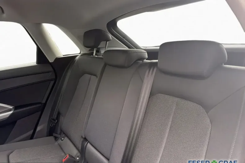 Audi Q3 din 2025 cu 8.380 km - oferta AUD250684 - foto 14