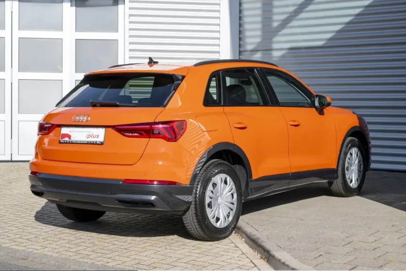 Audi Q3 din 2025 cu 8.114 km - oferta AUD250689 - foto 2
