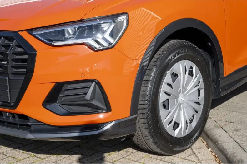 Audi Q3 din 2025 cu 8.114 km - oferta AUD250689 - foto 4