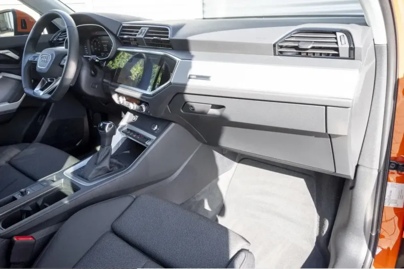 Audi Q3 din 2025 cu 8.114 km - oferta AUD250689 - foto 7