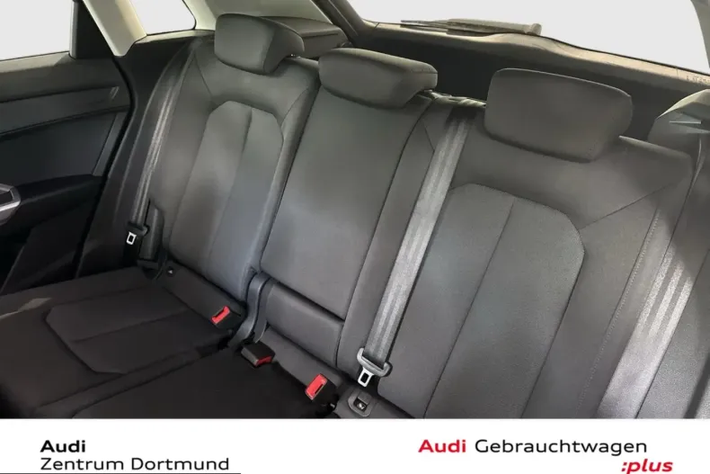 Audi Q3 din 2025 cu 13.825 km - oferta AUD250691 - foto 7