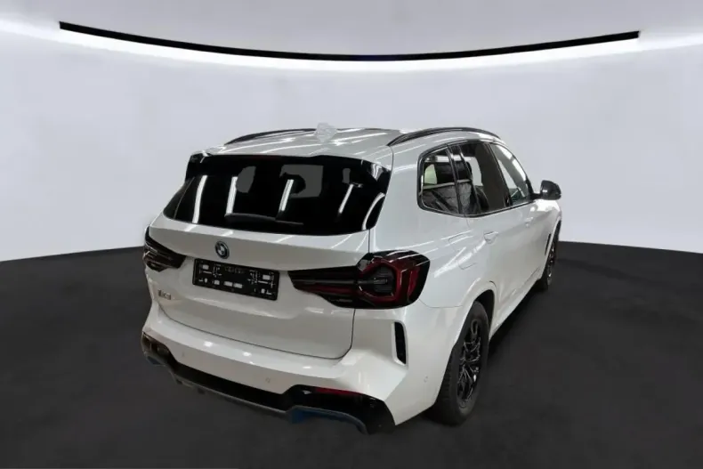 BMW iX3 (Seria X) din 2023 cu 22.500 km - oferta BMW250695 - foto 3