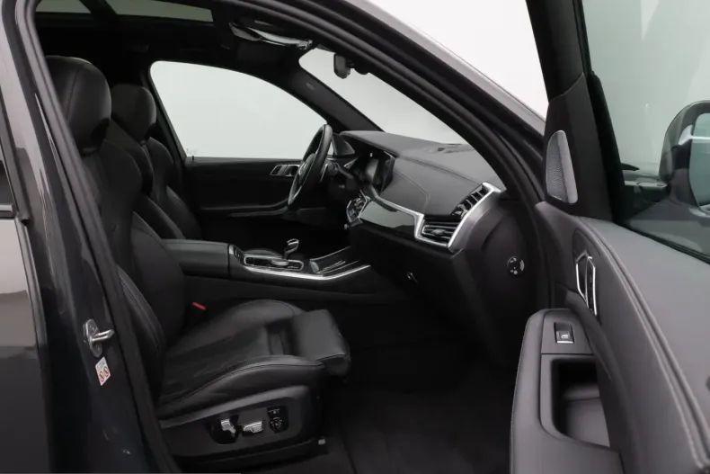 BMW X5 (Seria X) din 2022 cu 67.095 km - oferta BMW250696 - foto 23