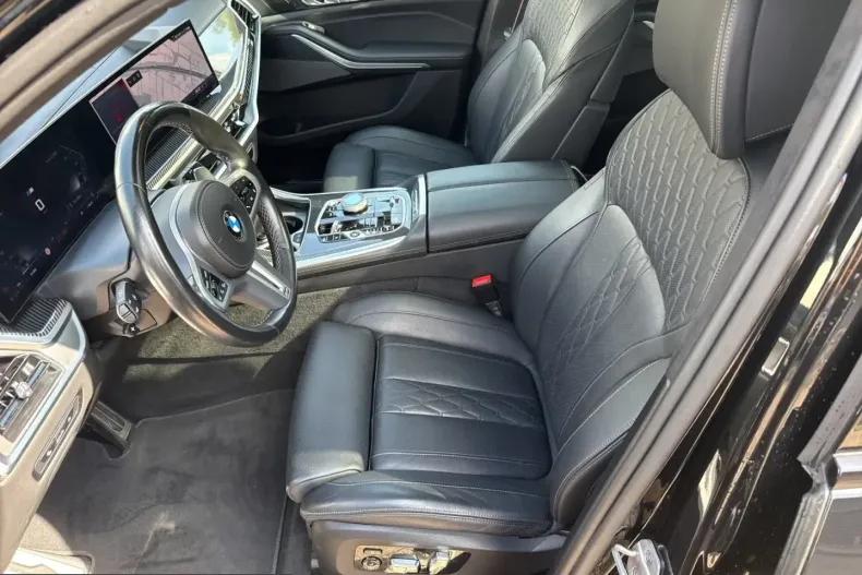 BMW X7 (Seria X) din 2023 cu 70.743 km - oferta BMW250698 - foto 17