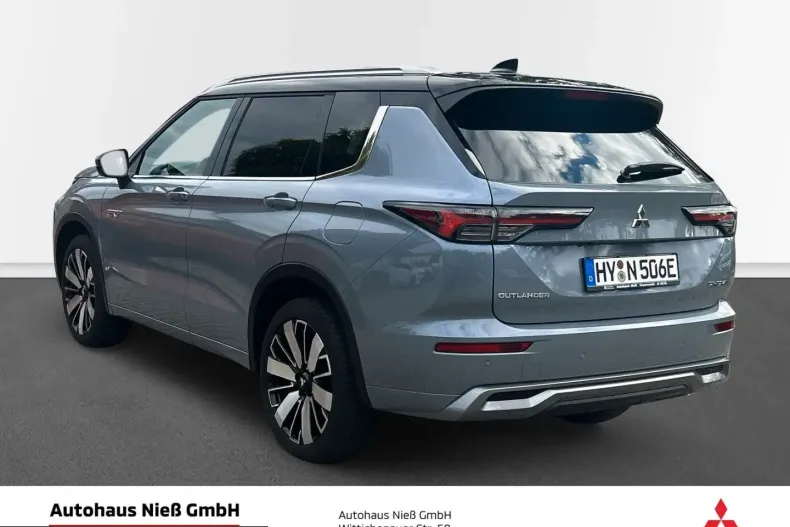 Mitsubishi Outlander din 2025 cu 23.471 km - oferta MIT250718 - foto 2