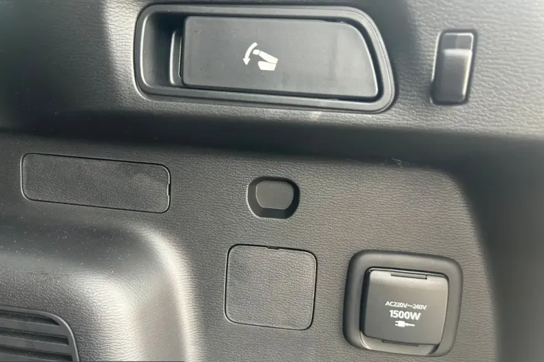 Mitsubishi Outlander din 2025 cu 23.471 km - oferta MIT250718 - foto 24