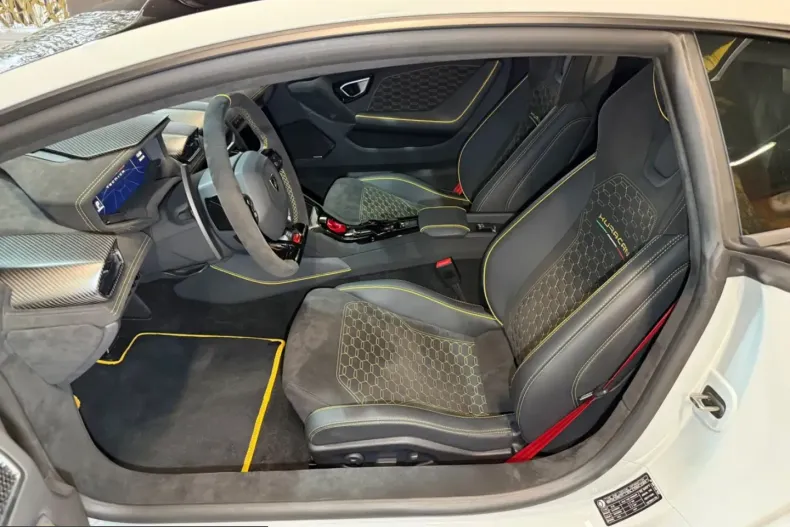 Lamborghini Huracán din 2024 cu 4.500 km - oferta LAM250719 - foto 15