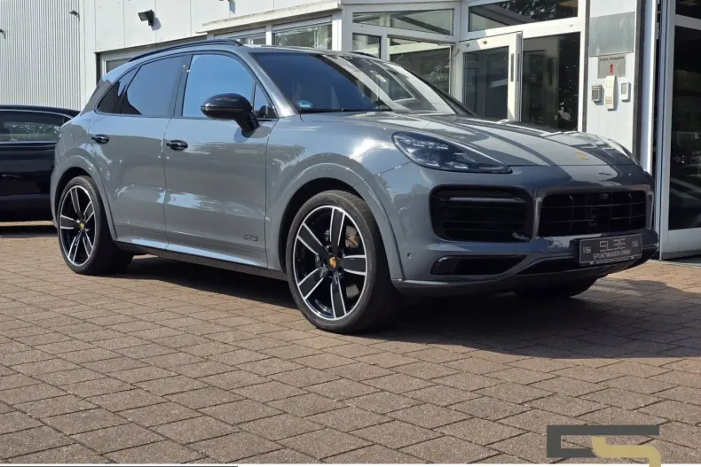 Porsche Cayenne din 2022 cu 81.867 km - oferta POR250723 - foto 7