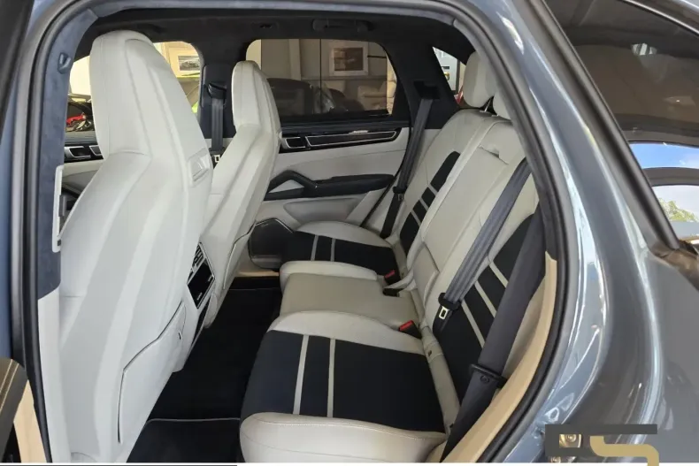 Porsche Cayenne din 2022 cu 81.867 km - oferta POR250723 - foto 18