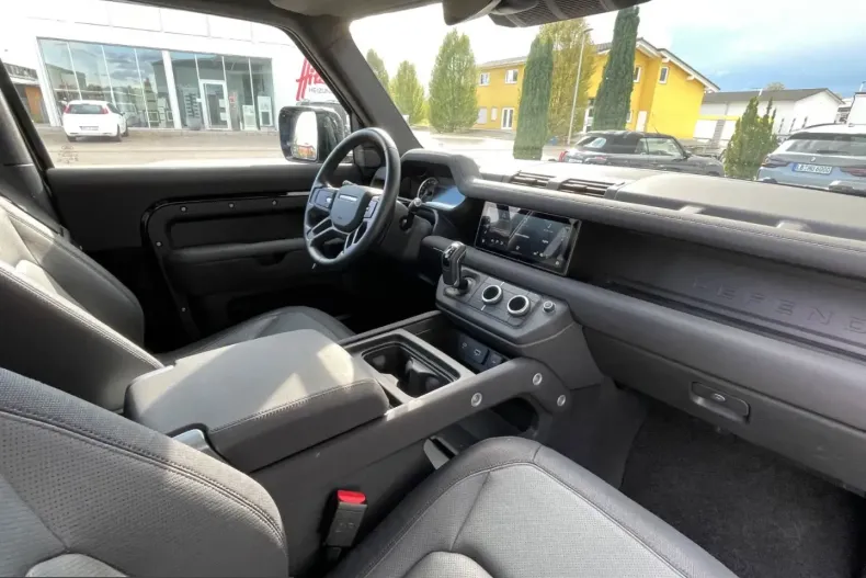 Land Rover Defender din 2022 cu 19.700 km - oferta LAN250724 - foto 13