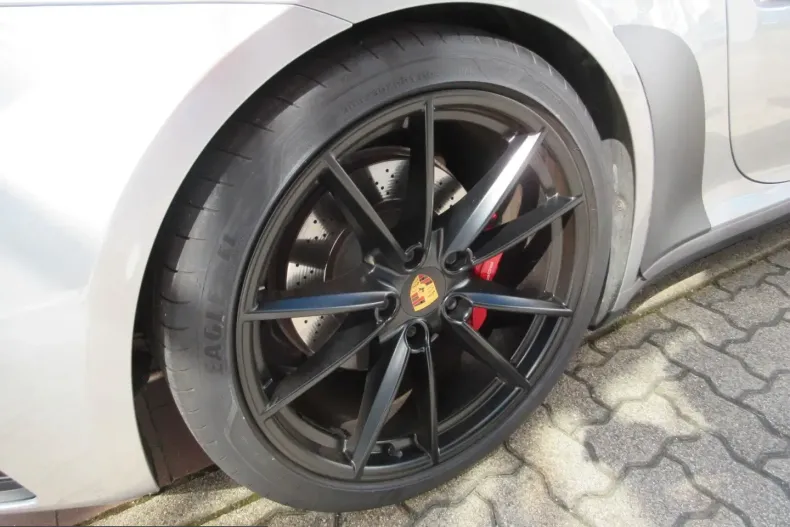 Porsche 992 din 2021 cu 63.000 km - oferta POR250727 - foto 11