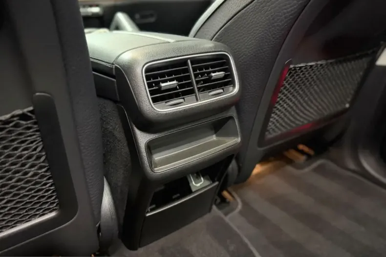 Mercedes-Benz GLE 350 (Clasa GLE) din 2021 cu 78.000 km - oferta MER250732 - foto 36