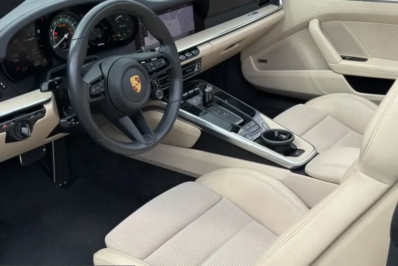 Porsche 992 din 2021 cu 44.000 km - oferta POR250733 - foto 2