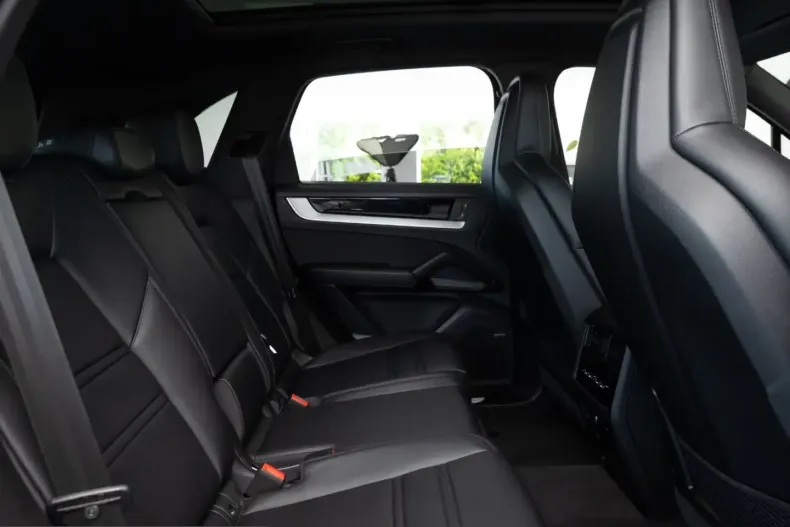 Porsche Cayenne din 2025 cu 47.000 km - oferta POR250737 - foto 11