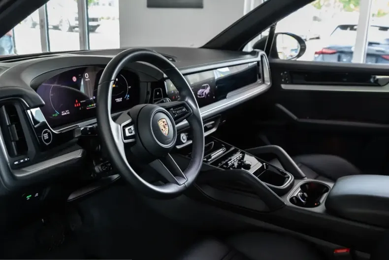 Porsche Cayenne din 2025 cu 47.000 km - oferta POR250737 - foto 18