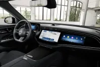 Mercedes-Benz E 220 (Clasa E) din 2025 cu 12.621 km - oferta MER250740 - foto 8