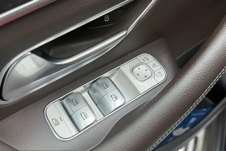 Mercedes-Benz GLE 300 (Clasa GLE) din 2022 cu 93.445 km - oferta MER250741 - foto 13