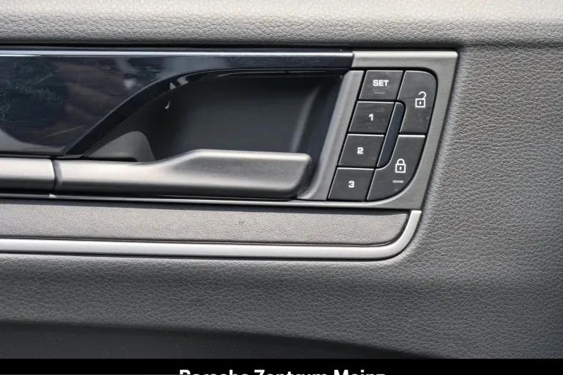 Porsche Cayenne din 2023 cu 19.124 km - oferta POR250744 - foto 28