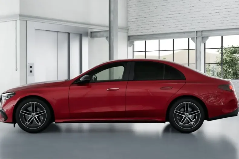 Mercedes-Benz E 220 (Clasa E) din 2025 cu 18.534 km - oferta MER250745 - foto 3