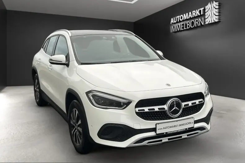 Mercedes-Benz GLA 250 (Clasa GLA) din 2022 cu 29.998 km - oferta MER250751 - foto 2