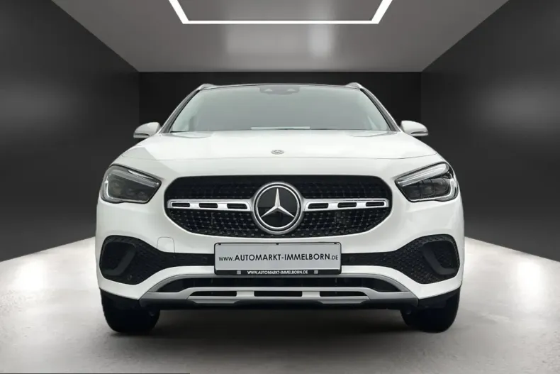Mercedes-Benz GLA 250 (Clasa GLA) din 2022 cu 29.998 km - oferta MER250751 - foto 9