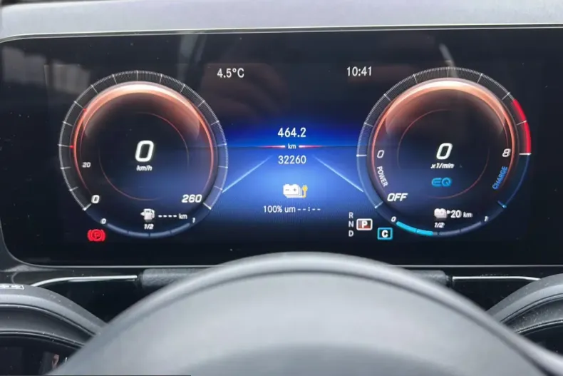 Mercedes-Benz GLA 250 (Clasa GLA) din 2022 cu 29.998 km - oferta MER250751 - foto 20