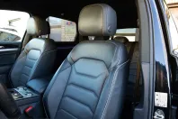 Volkswagen Touareg din 2022 cu 81.950 km - oferta VOL250754 - foto 12