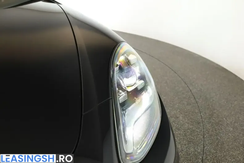 Porsche Panamera din 2023 cu 58.800 km - oferta POR250756 - foto 6