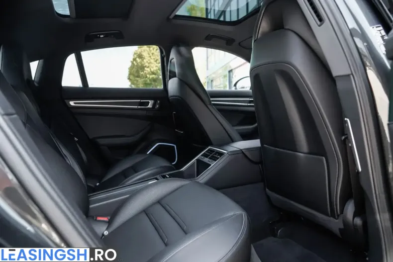 Porsche Panamera din 2023 cu 43.000 km - oferta POR250758 - foto 21
