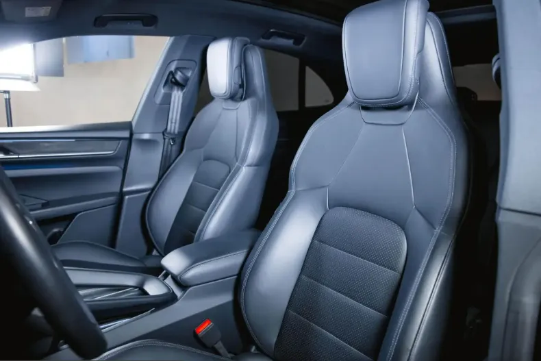 Porsche Macan din 2024 cu 19.999 km - oferta POR250761 - foto 10