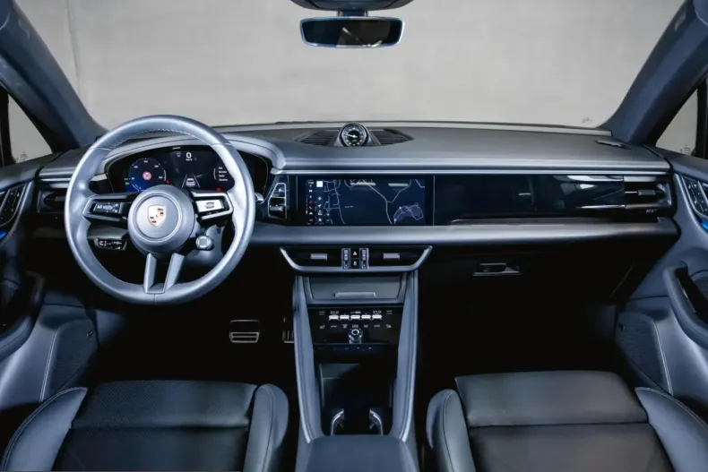 Porsche Macan din 2024 cu 19.999 km - oferta POR250761 - foto 11