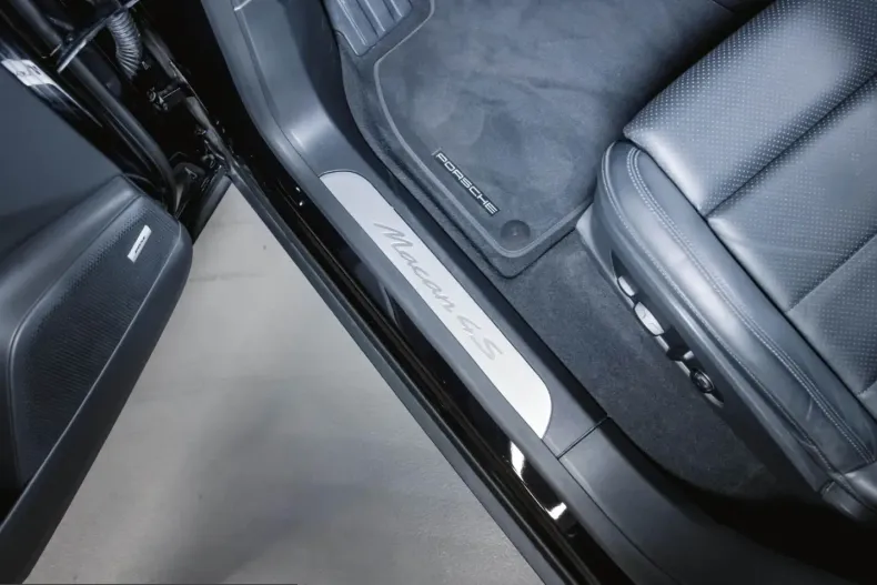 Porsche Macan din 2024 cu 19.999 km - oferta POR250761 - foto 20