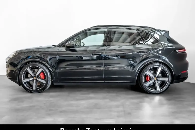 Porsche Cayenne din 2024 cu 31.646 km - oferta POR250763 - foto 2