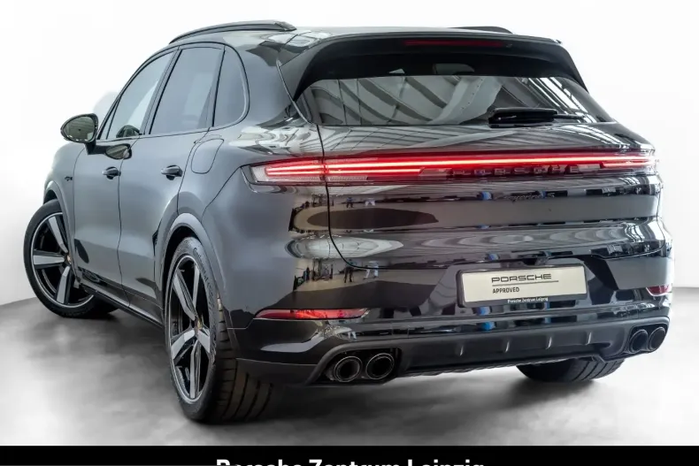 Porsche Cayenne din 2024 cu 31.646 km - oferta POR250763 - foto 3