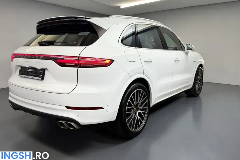 Porsche Cayenne din 2022 cu 30.000 km - oferta POR250764 - foto 6