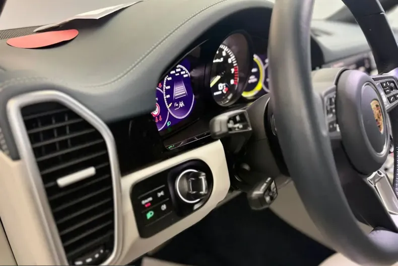 Porsche Cayenne din 2022 cu 30.000 km - oferta POR250764 - foto 13